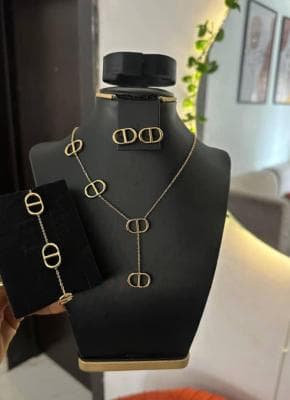 CD Jewelry Sets